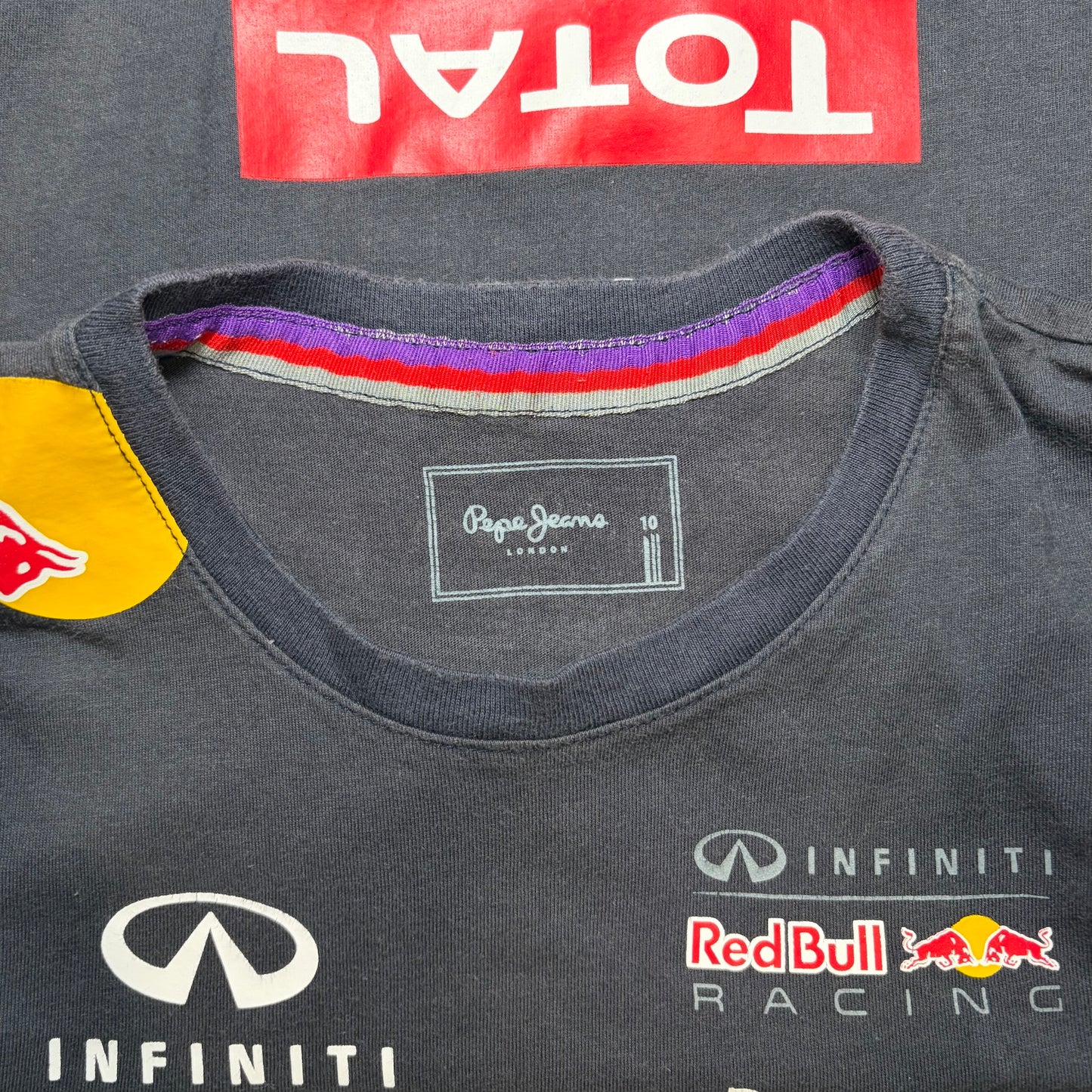 Red Bull Racing Pepe Jeans London OTL Kids T-shirt size 10 | Authentic Merchandise
