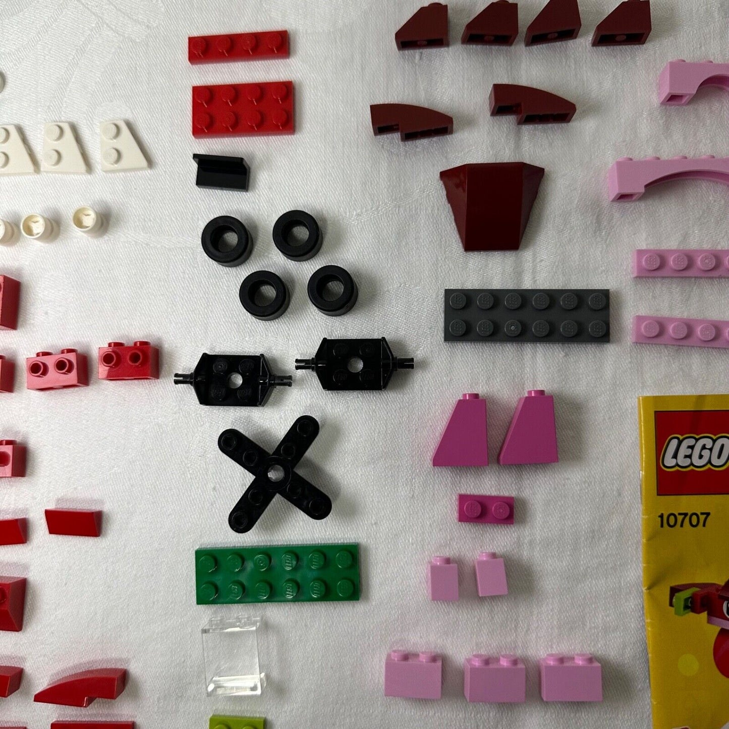 LEGO 10707 Classic Red Creative Box
