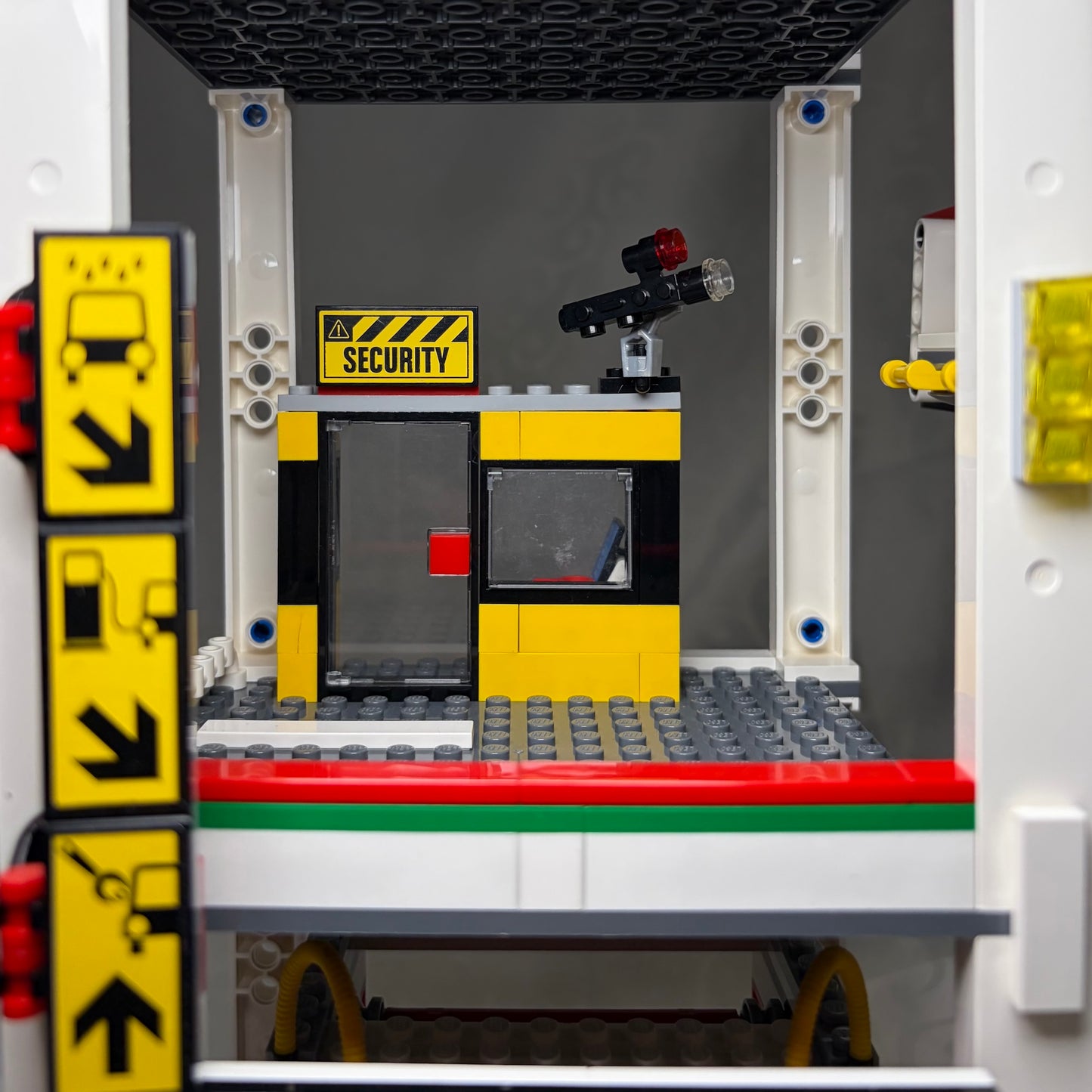 LEGO 4207 CITY City Garage