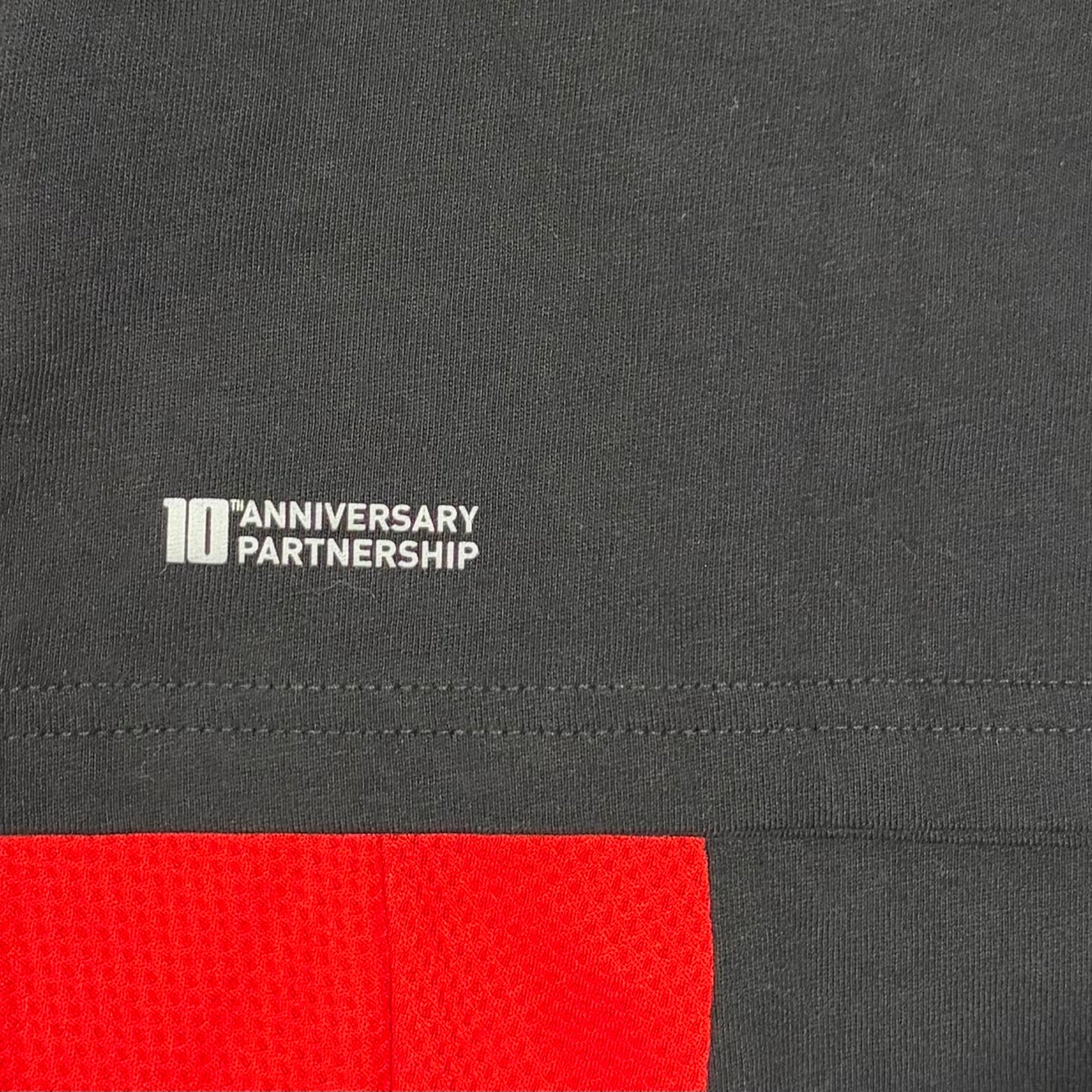 BRAND NEW Puma Scuderia Ferrari Kids T-shirt - Black - size US X|UK 32/34|size 14