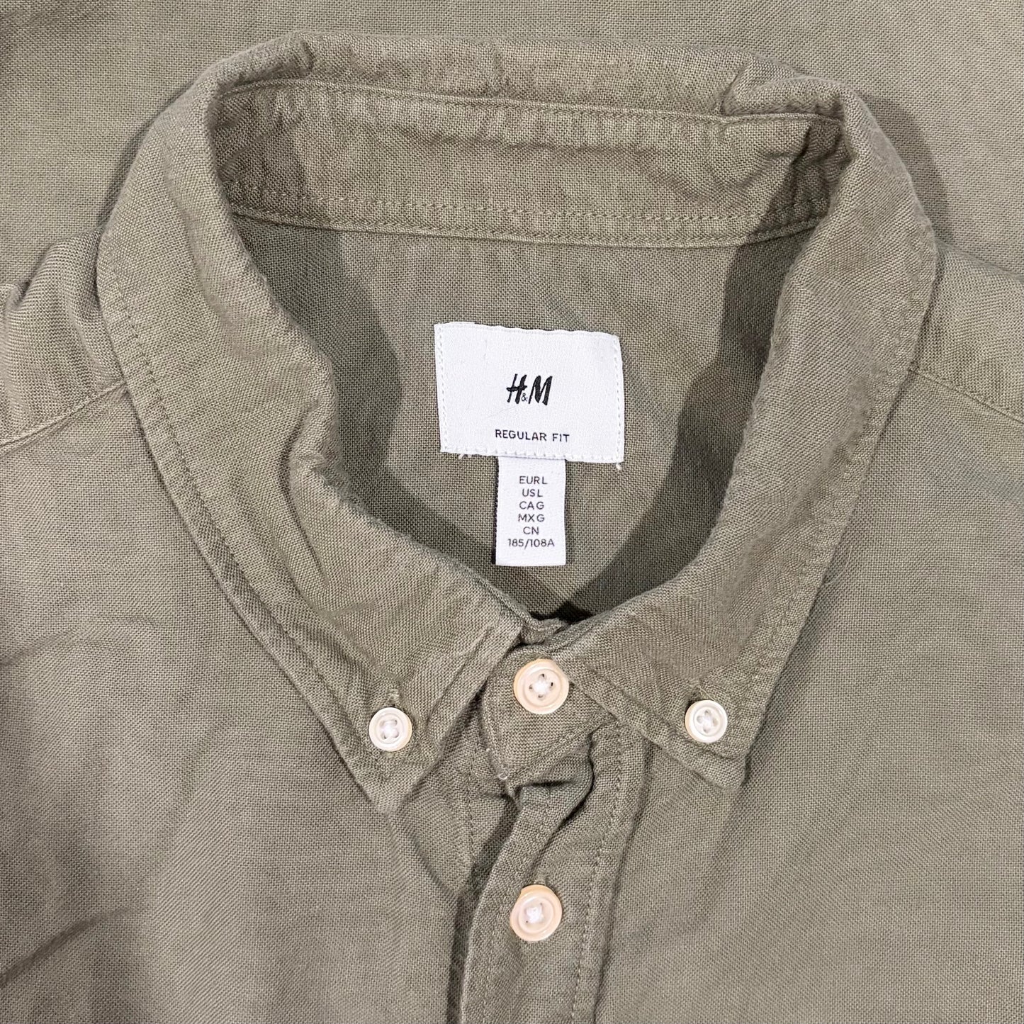 H&M Men's Regular Fit Long Sleeve Button-Down Casual Shirt - size L