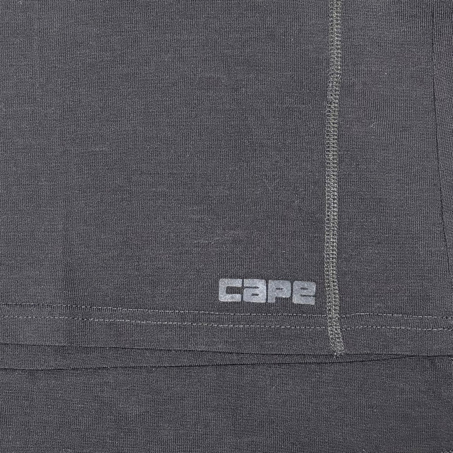 Cape Long Sleeve Thermal Base Layer Top with Thumb Loops- size M