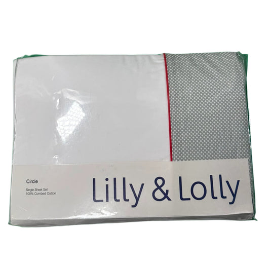 Packaged bed sheet set with 'Lilly & Lolly' branding