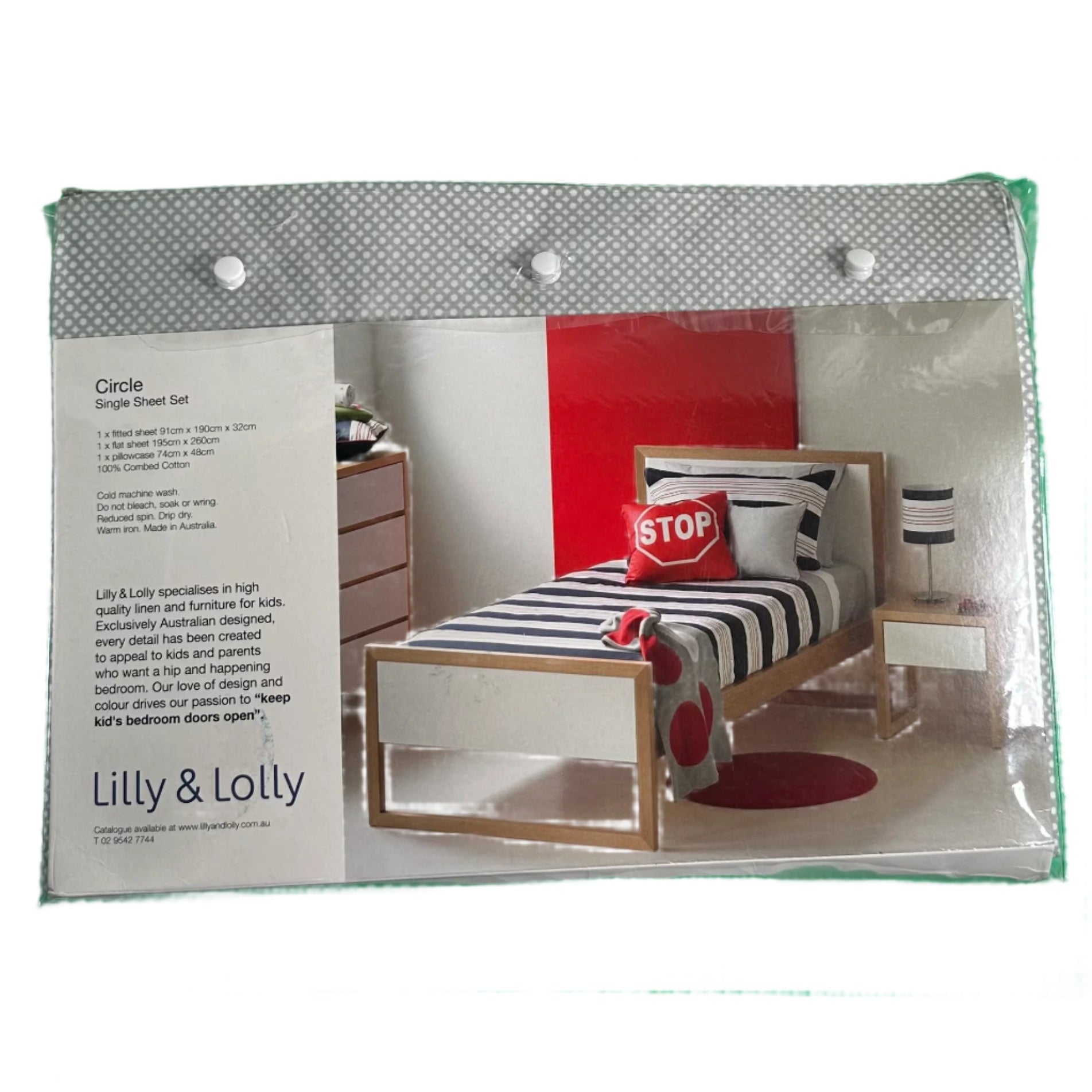 Packaged bed sheet set with a bed and pillow in a room setting, featuring the brand 'Lilly & Lolly'.