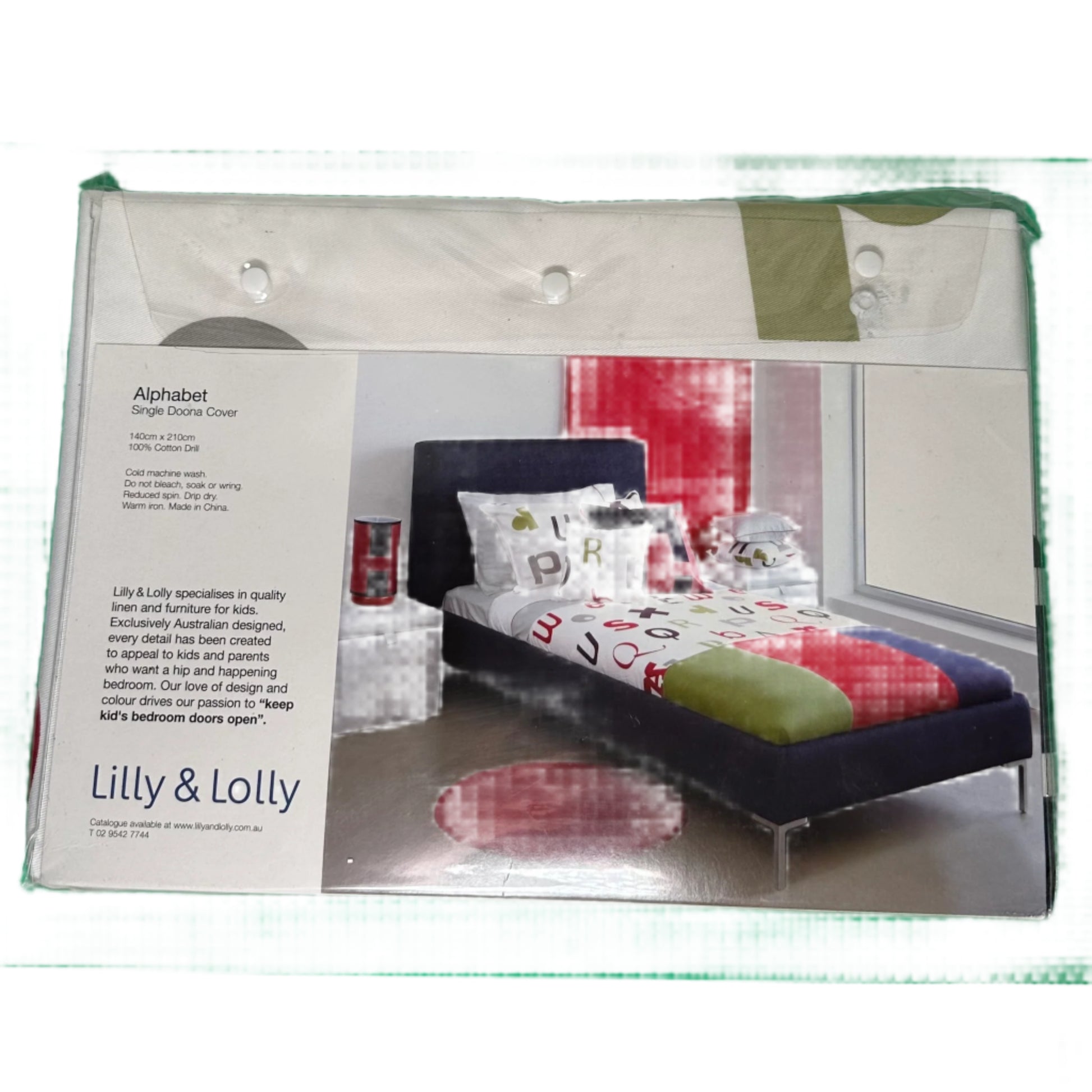 Packaged children's bedding set with colorful design and 'Lilly & Lolly' branding.