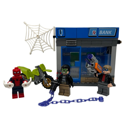LEGO 76082 Marvel Super Heroes ATM Heist Battle