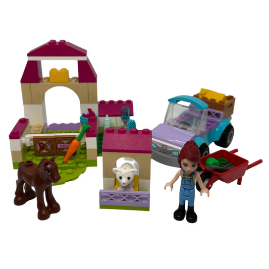 LEGO 10746 JUNIORS Mia's Farm Suitcase