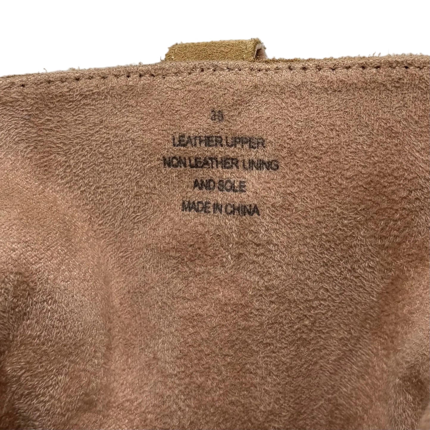 Country Road Girls Tan Leather Pull On Ankle Boots size 35 (AU2.5)