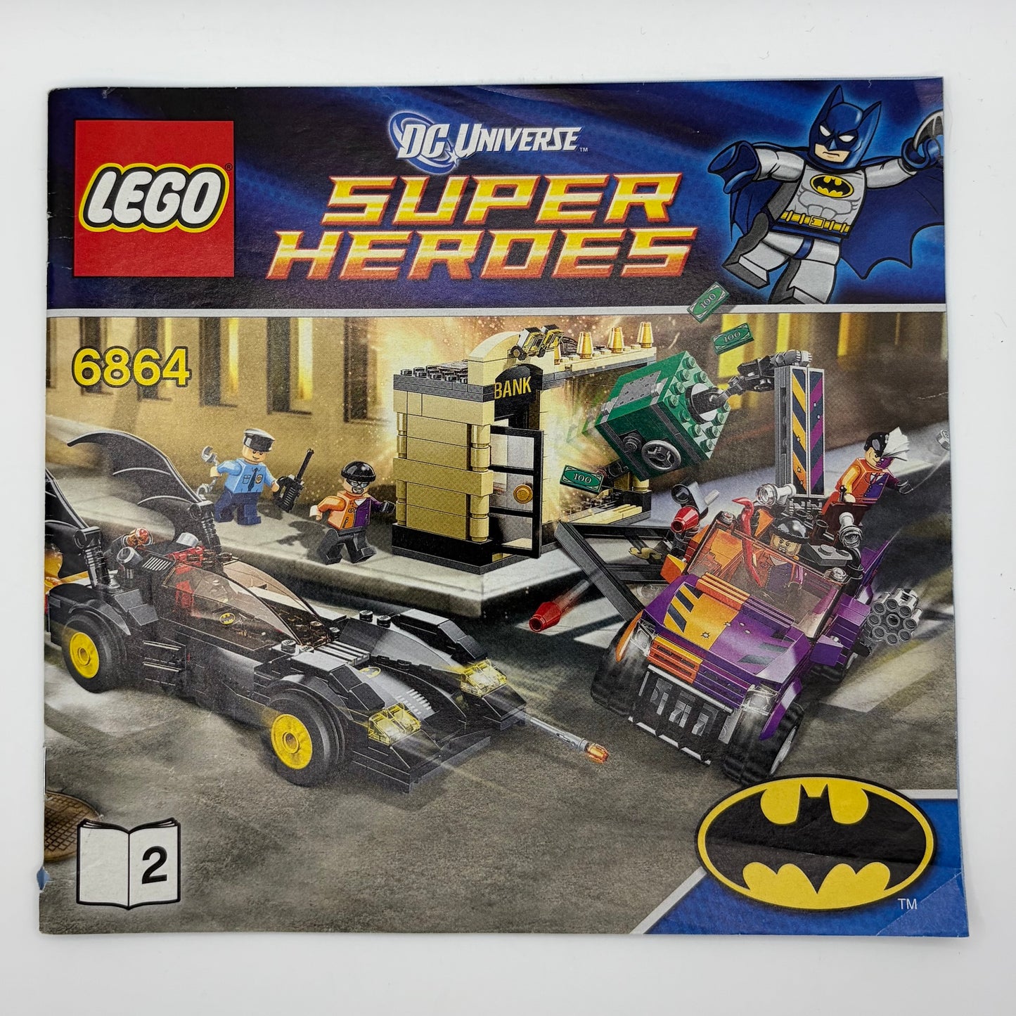 LEGO 6864 DC Universe Super Heroes Batmobile and the Two-Face Chase