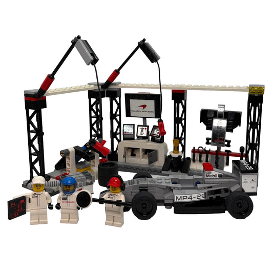 LEGO 75911 Speed Champions McLaren Mercedes Pit Stop